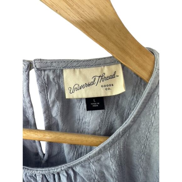 Universal Thread Blue Ruffle Short Sleeve Blouse Women's Size Large - Picture 5 of 5